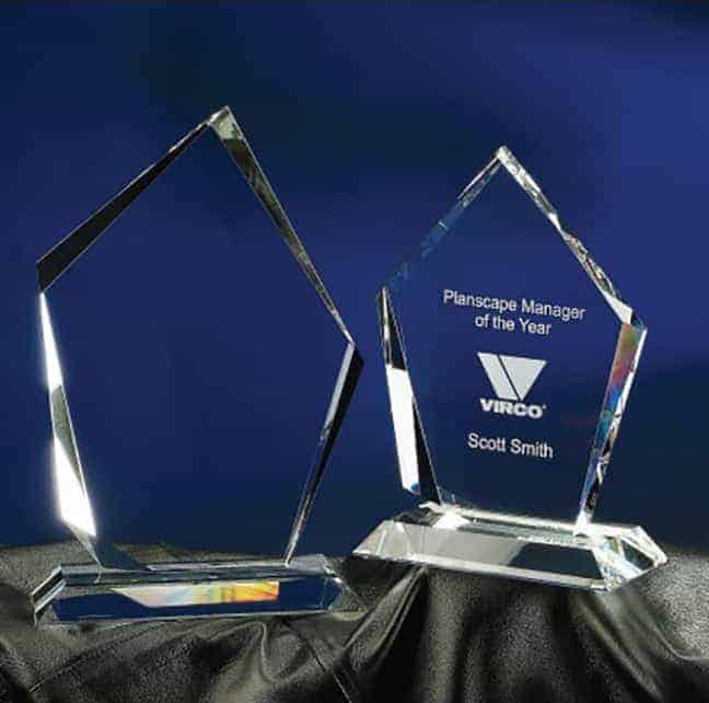 CSM - CSM | Crystal Summit Award