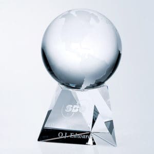 C5BE - C5BE | Crystal World Globe Triangle Base